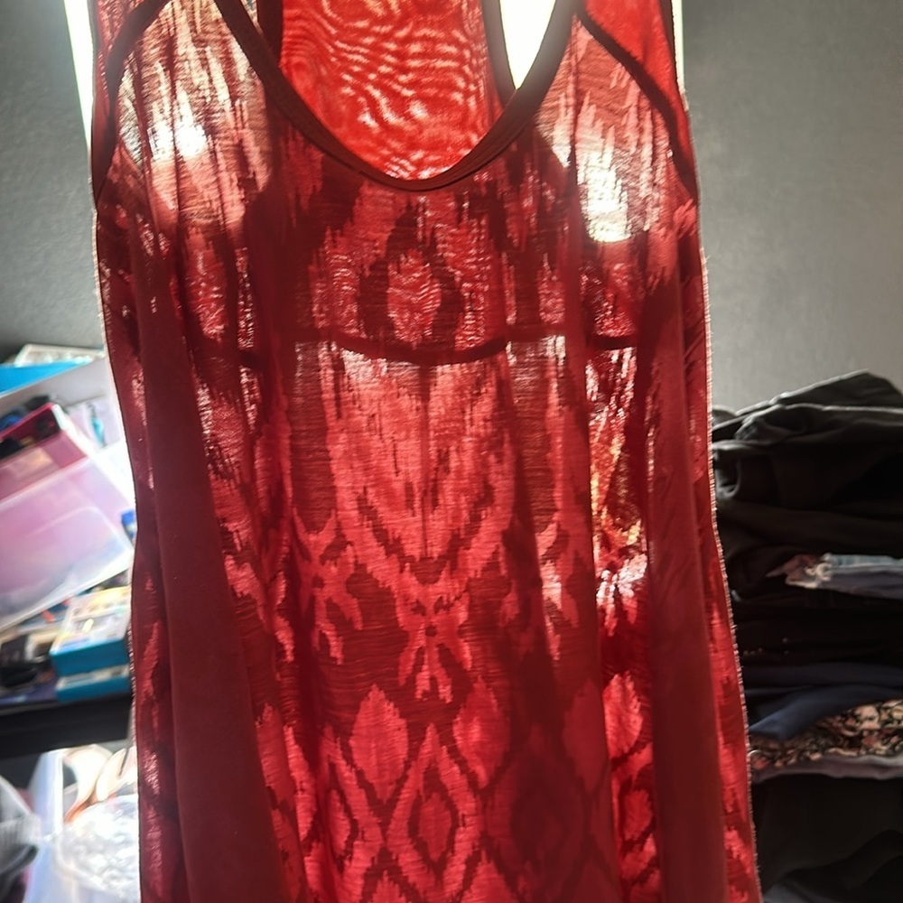 EUC Testament Semi-Sheer Razorback Tee đ - Picture 8 of 9
